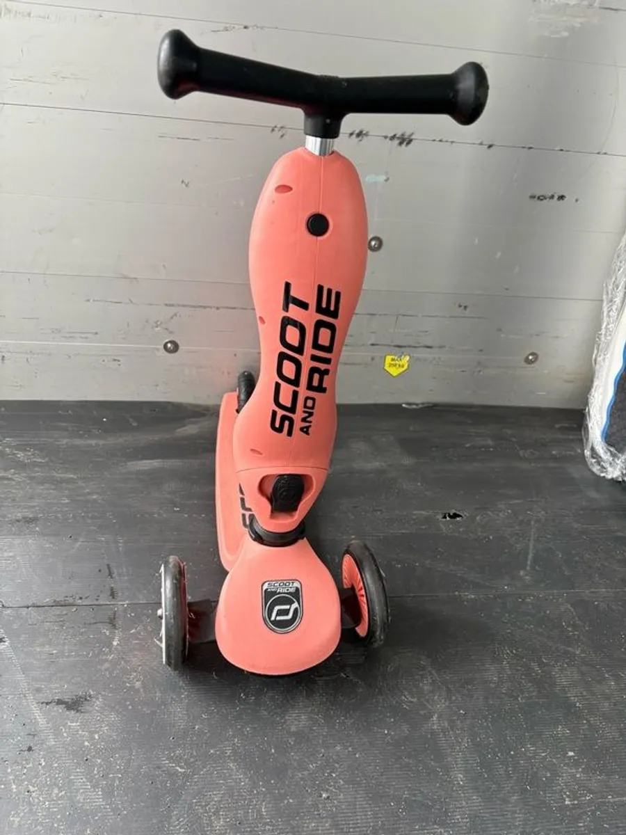 Scoot and ride scooter - Image 2