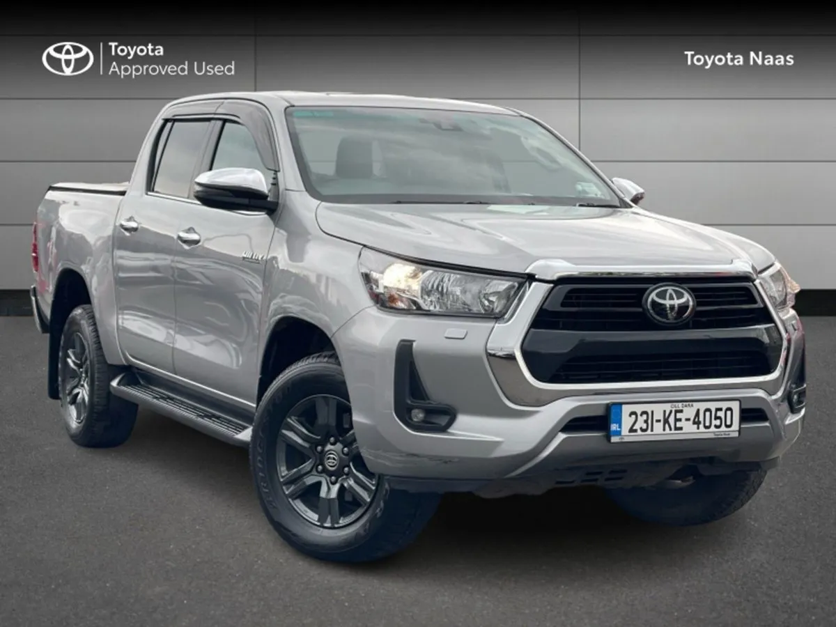 Toyota HiLux Hilux 2.4 SR5 Double CAB - Image 1