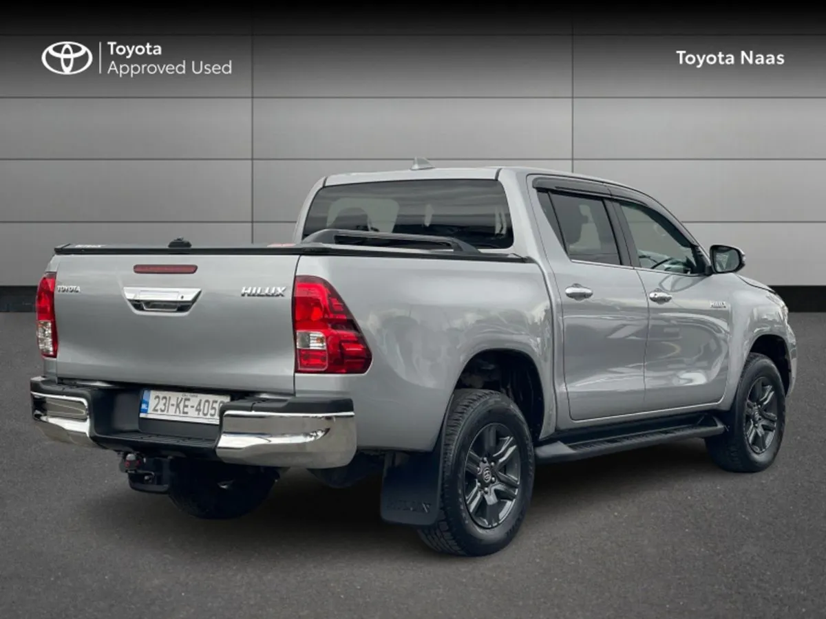 Toyota HiLux Hilux 2.4 SR5 Double CAB - Image 2