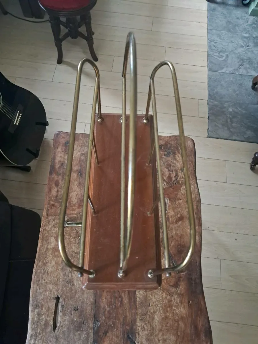 Beautiful 19th Century Oak & Brass Magazine rack - Image 3