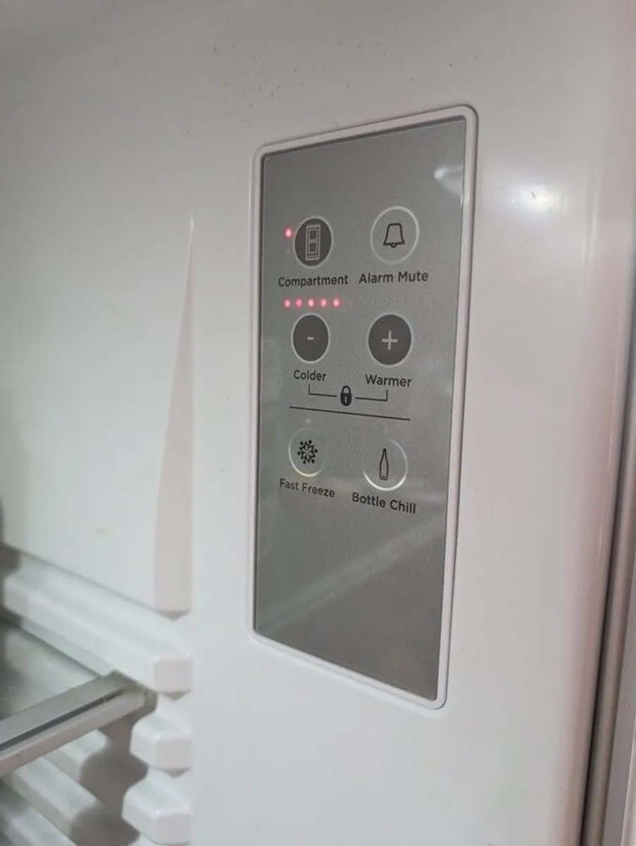 Fridge Freezer - Fisher & Paykel Stainless Steel, 519L, Excellent Condition - Image 4