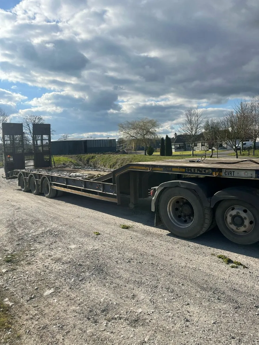 Trailers - Image 1
