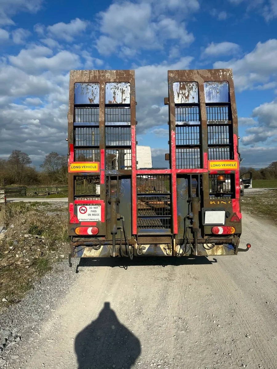 Trailers - Image 4