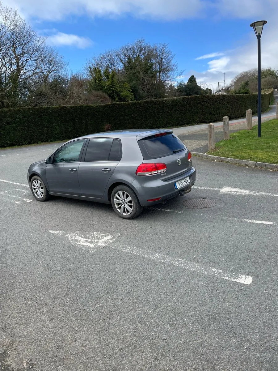 Car - Image 2