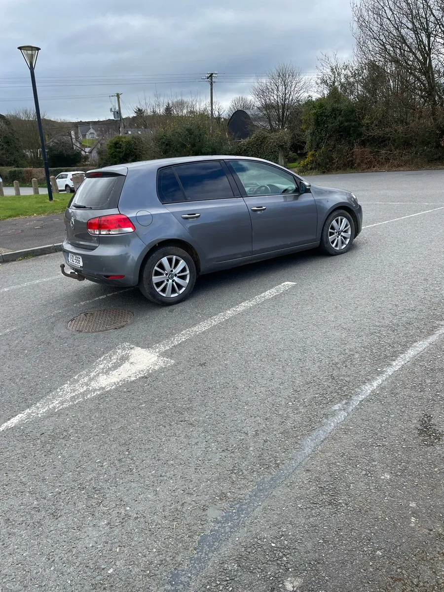 Car - Image 4