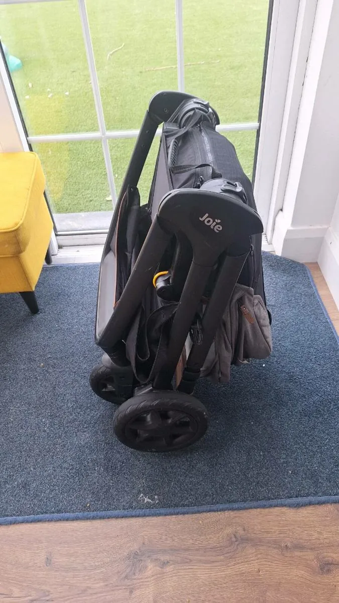 Buggy, car seat, cot - Image 2