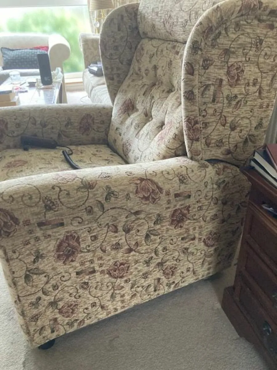 Sofa  Mobility Chair Rotating - Image 2