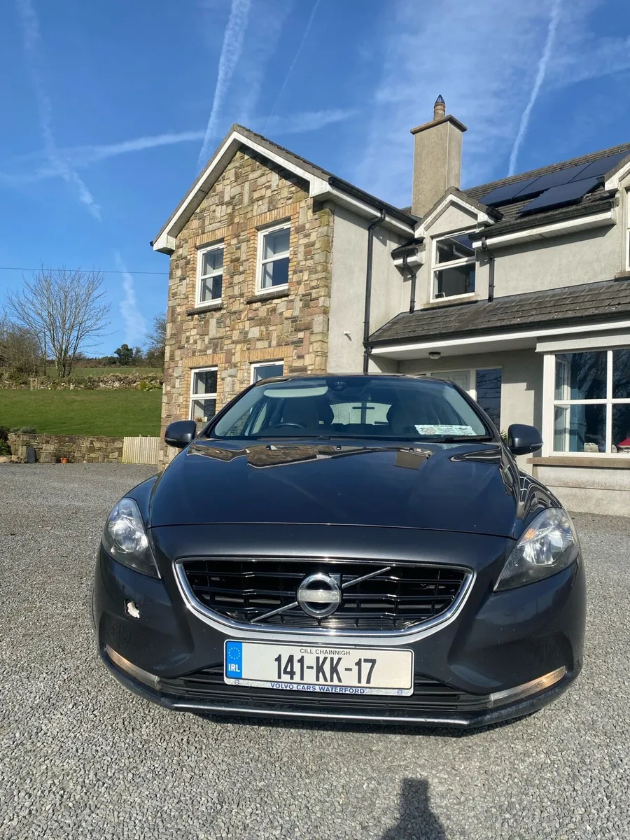 Volvo V40 - Image 3