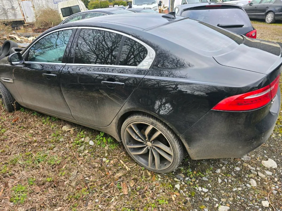 Jaguar 2016 2.0 diesel - Image 2
