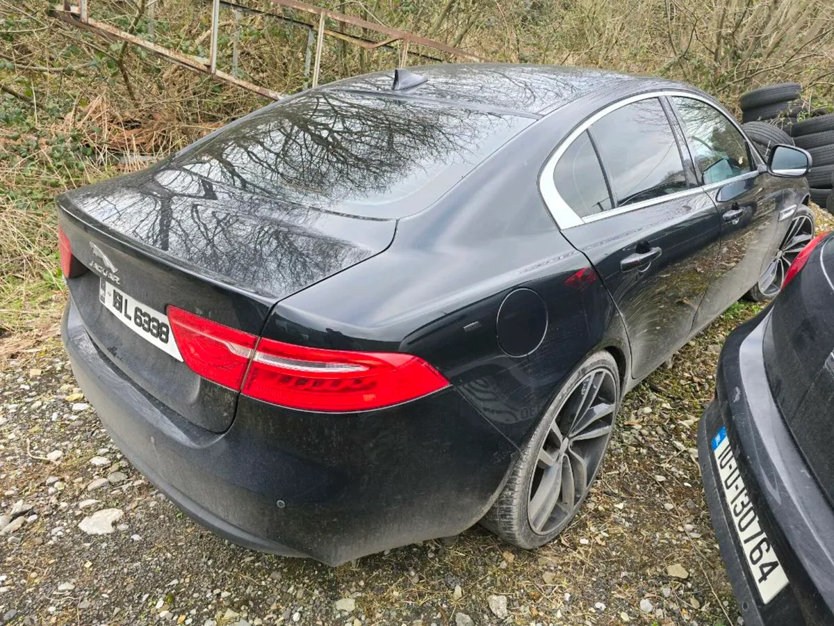 Jaguar 2016 2.0 diesel - Image 3