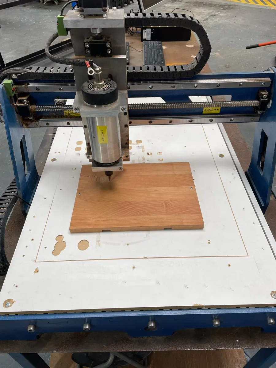 Desktop cnc router - Image 1