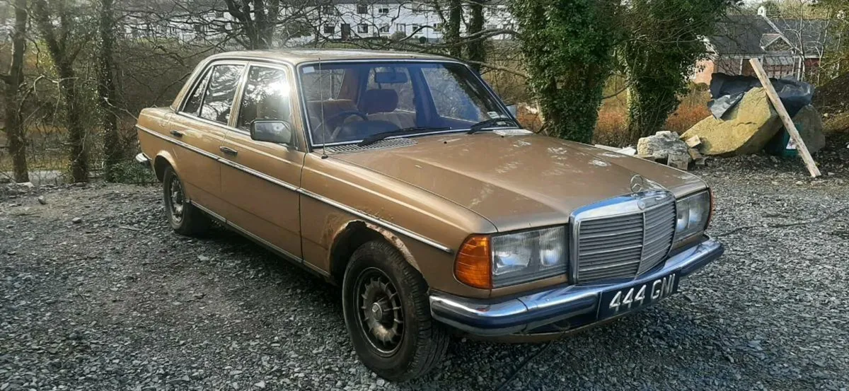 Mercedes 280e W123 - Image 2