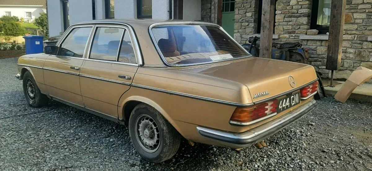 Mercedes 280e W123 - Image 4