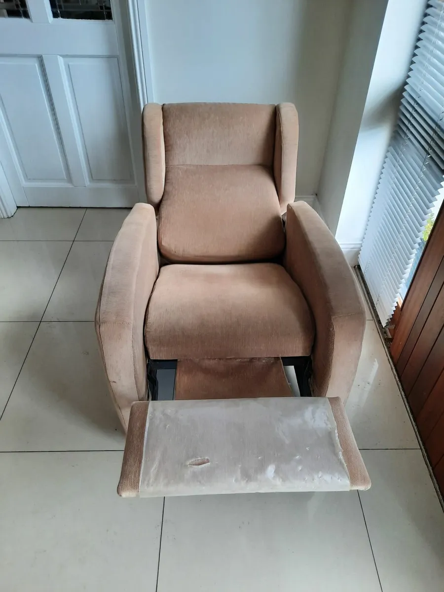 3 Seater Sofa Bed - Image 4