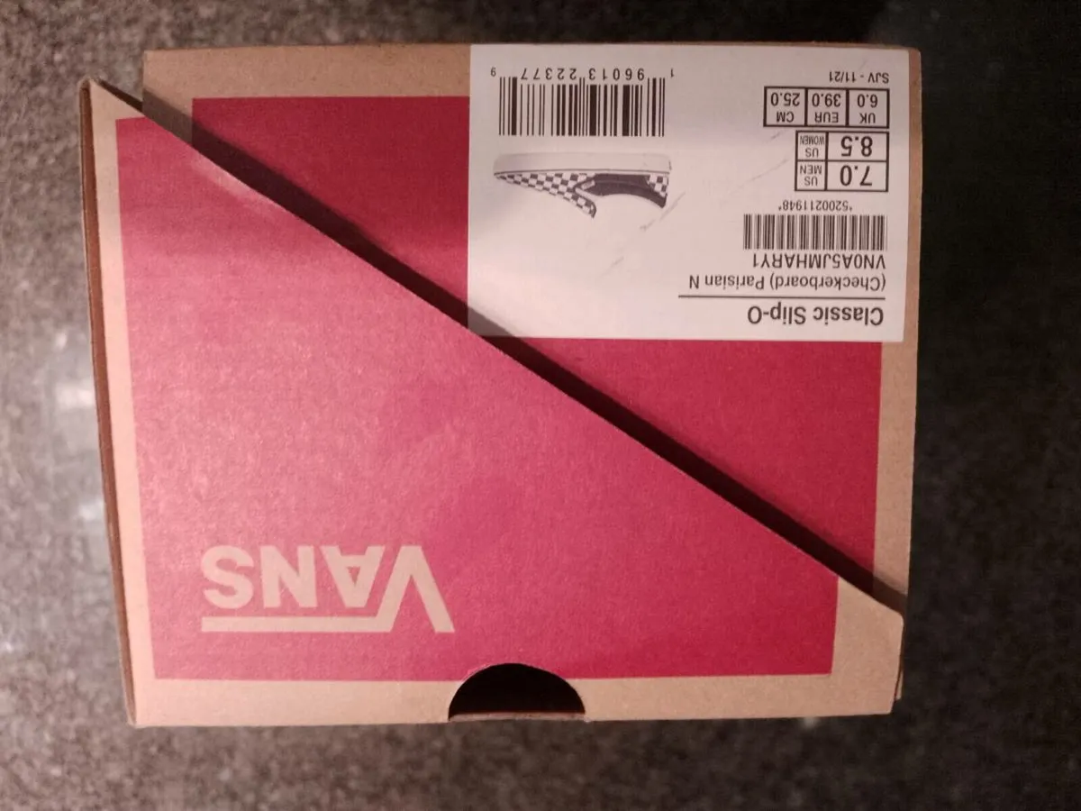 Vans Classic Slip Ons Size UK 6 - Image 3