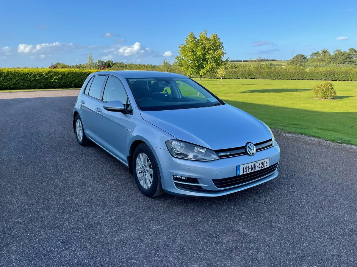 Volkswagen Golf 1.6 TDI Bluemotion 110PS 5DR, 2014 - Image 1