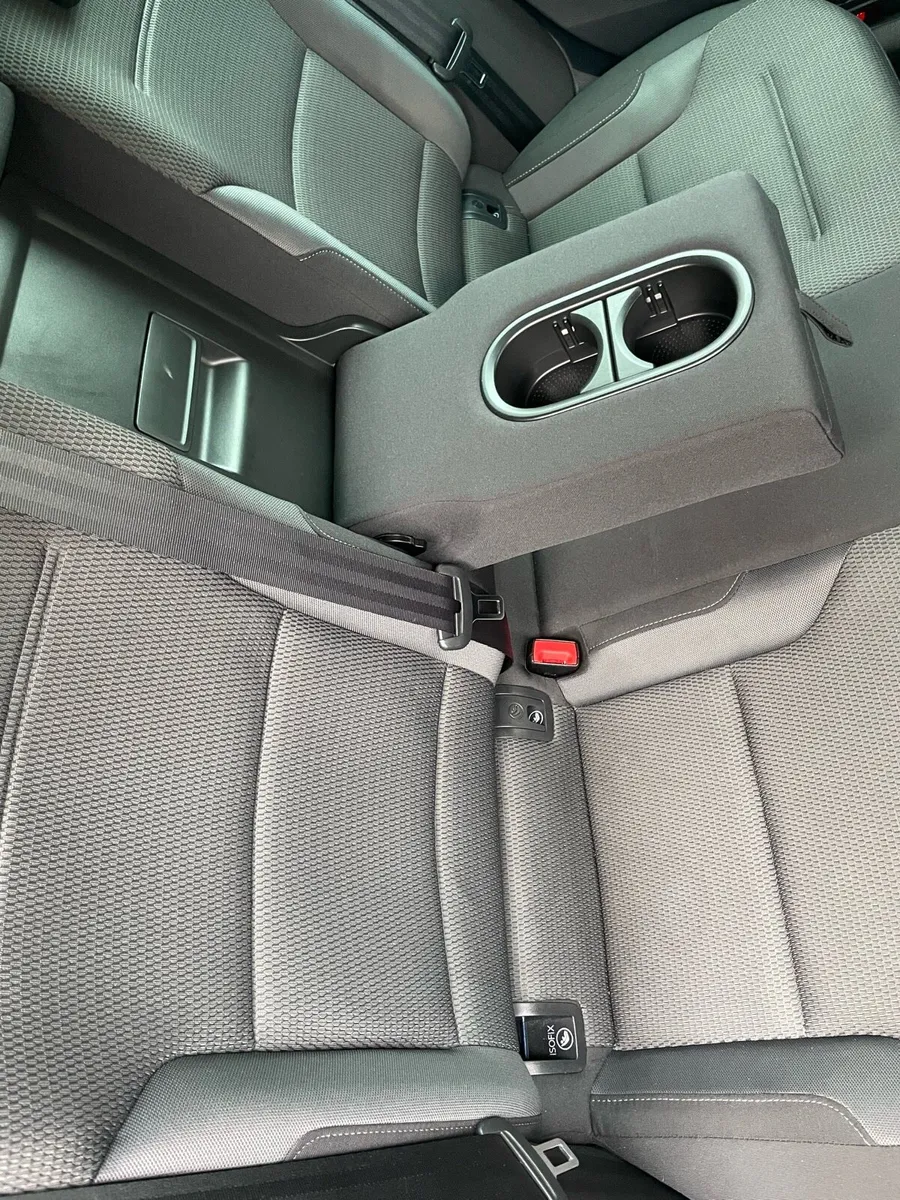 Volkswagen Golf 1.2 TSI Variant - Image 4