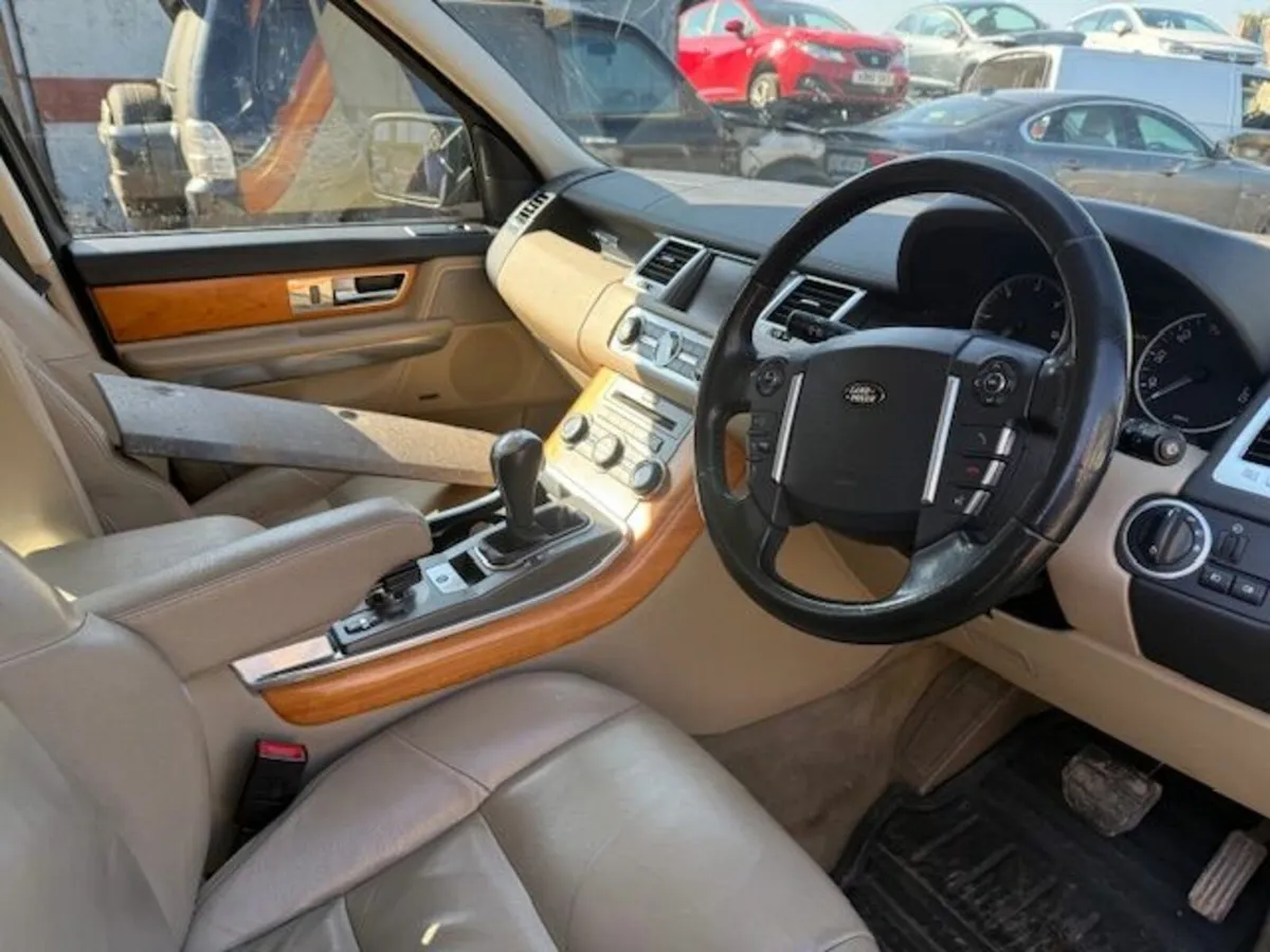 2010 LAND ROVER RANGE ROVER SPORT 3.0L-D - Image 3