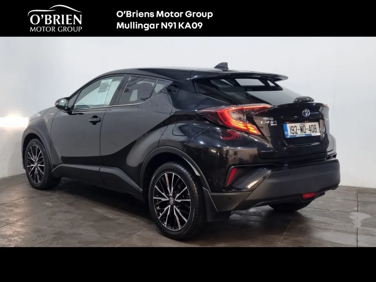 Toyota C-HR 1.8 Hybrid SOL - Image 3