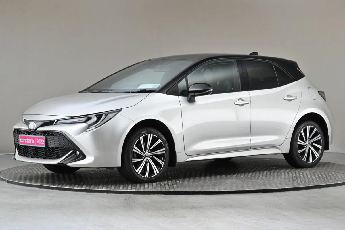 Toyota Corolla 1.8 Hybrid Luna Sport  irish Car 2 - Image 4