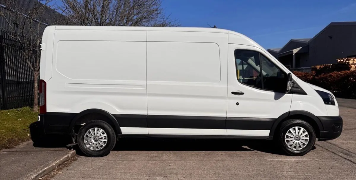 212 Transit LWB 130bhp  High Roof - Image 3