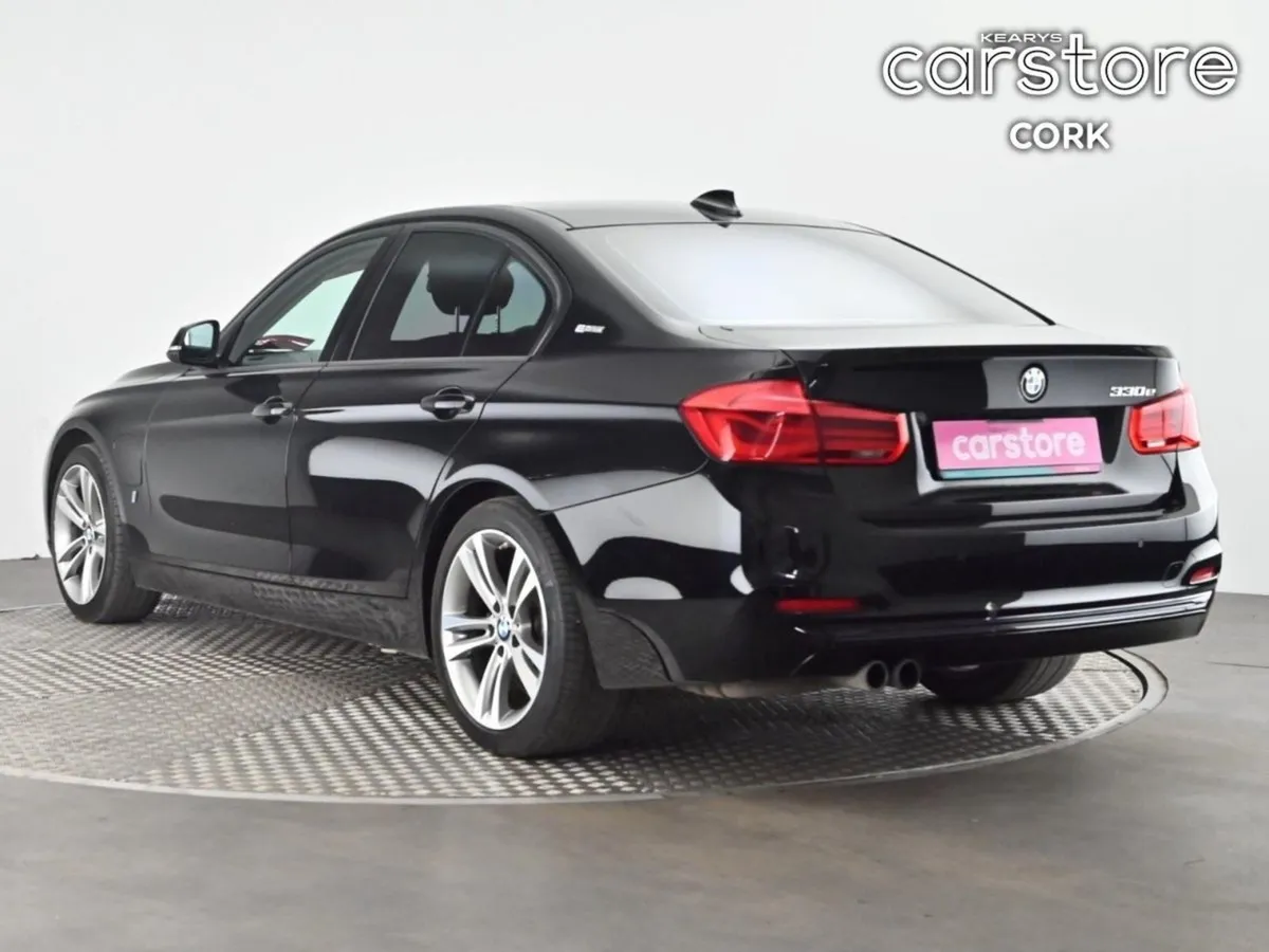 BMW 3 Series 330e Sport - Image 4