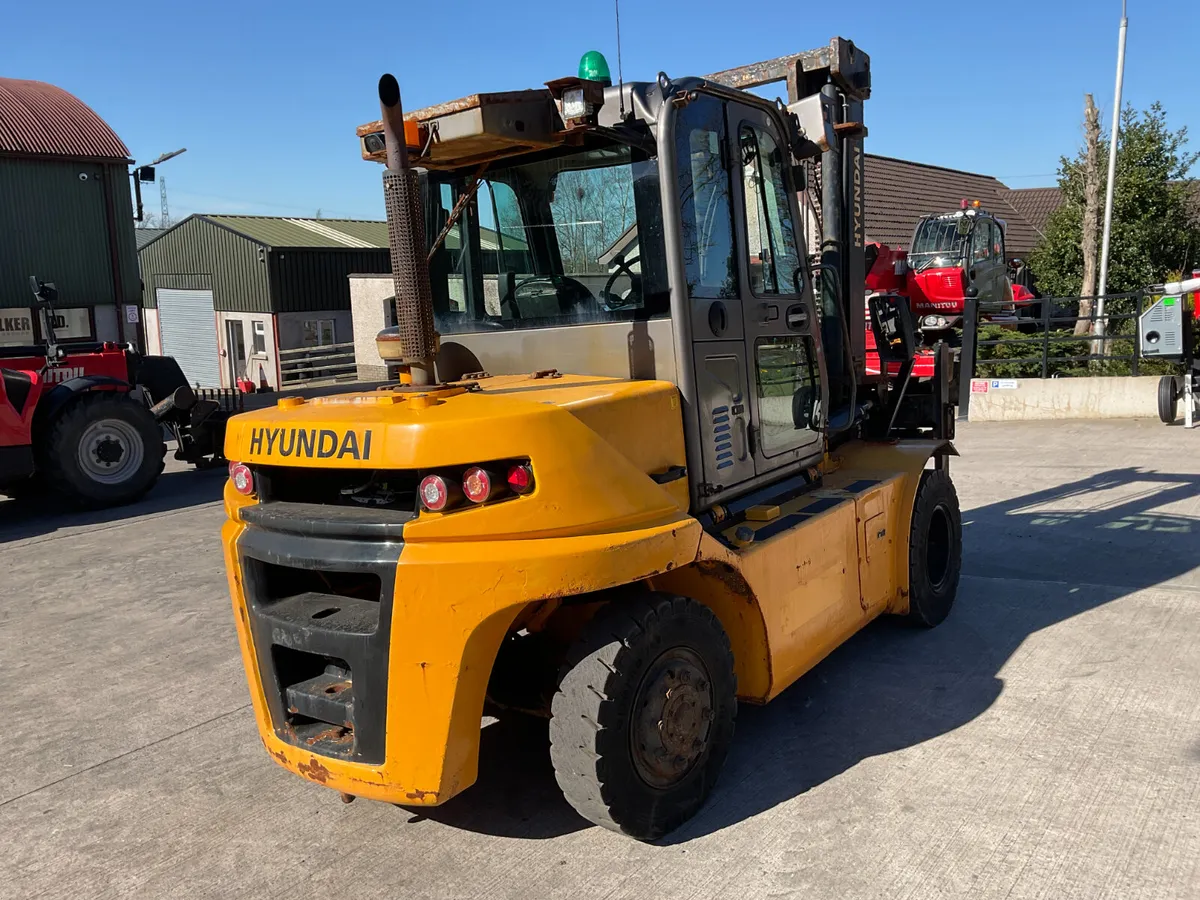 Hyundai 70 DA-9 Heavy Duty Forklift - Image 4
