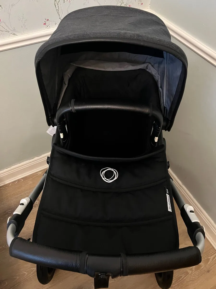 Bugaboo Fox with choice of Canopy/apron - Image 3
