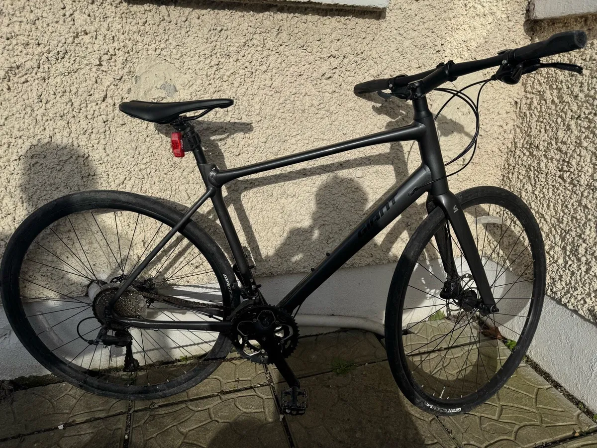 Giant Fastroad Road Bike - Image 2