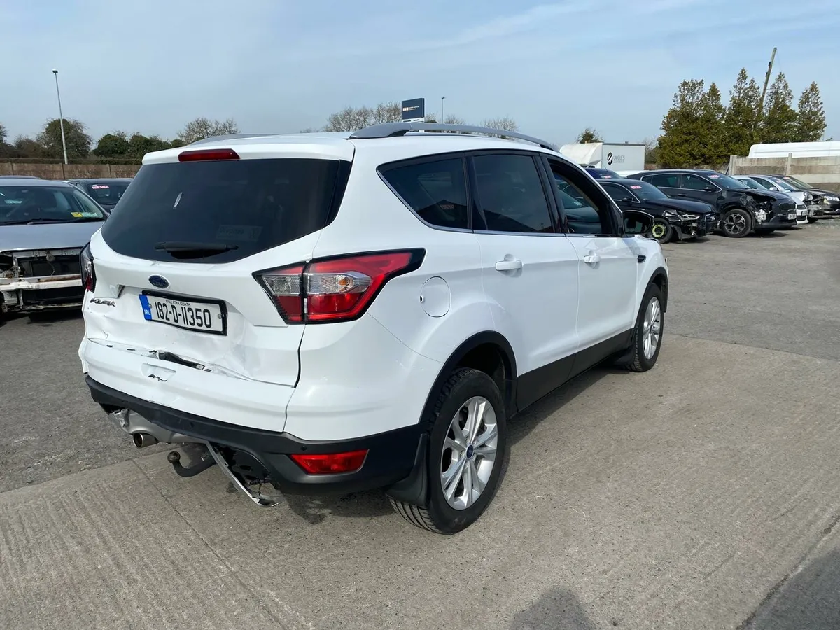 Ford Kuga 2018, 2.0 diesel ⛽️ rear damage - Image 3