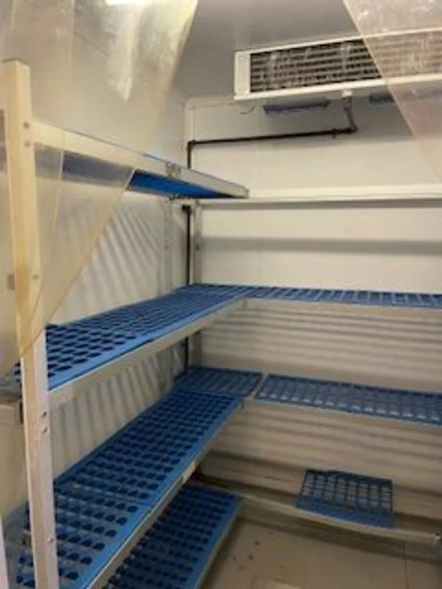 catering equipment - Image 1
