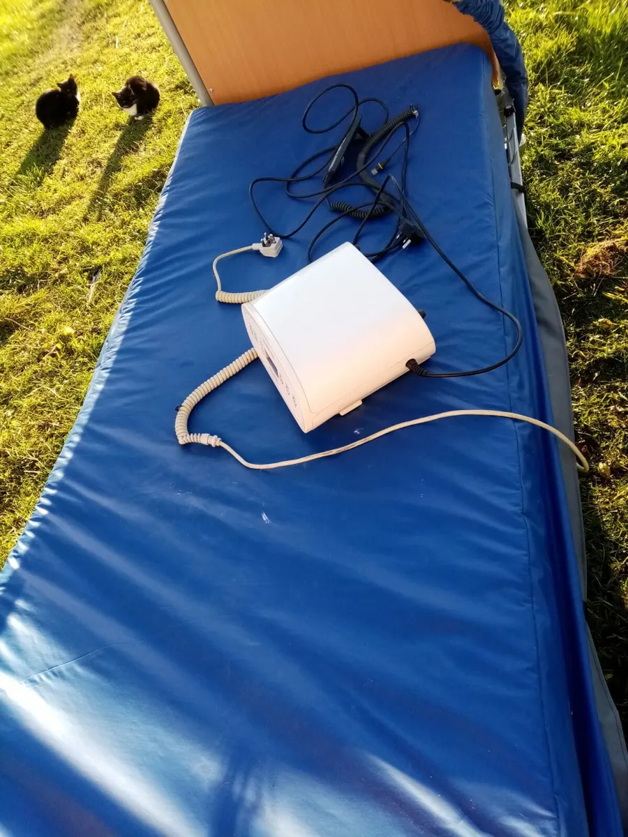 Electric Hospital Bed - Image 4