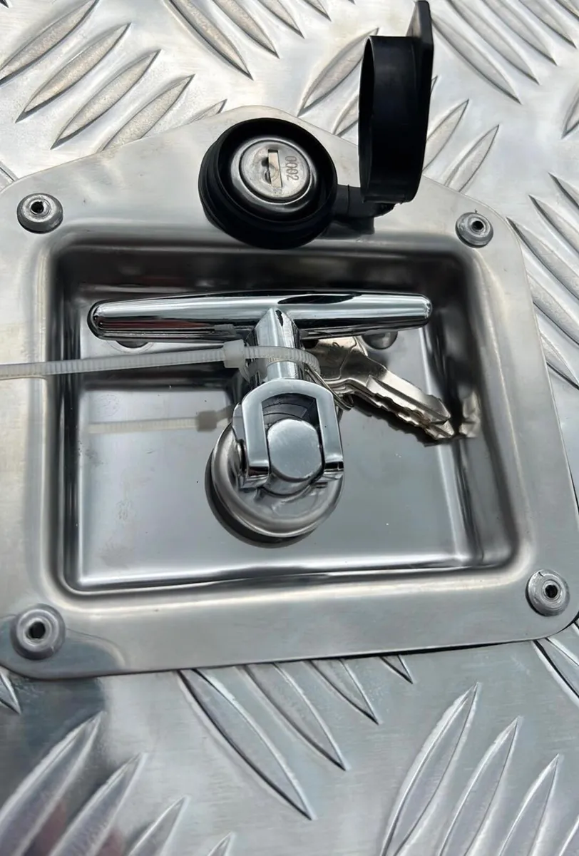 Trailer Toolboxes ,Brakes and Parts - Image 3