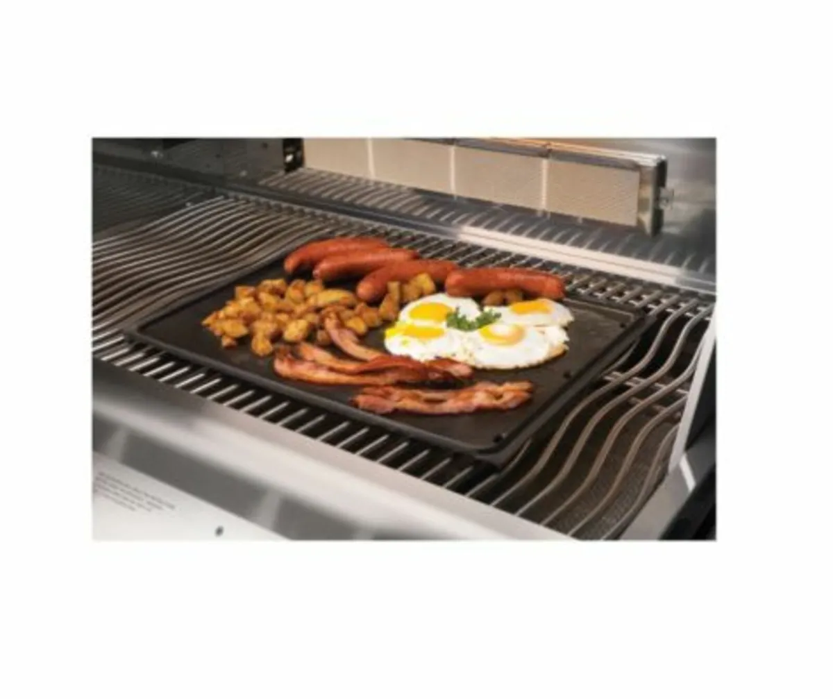 Napoleon BBQ -  Cast Iron Griddle