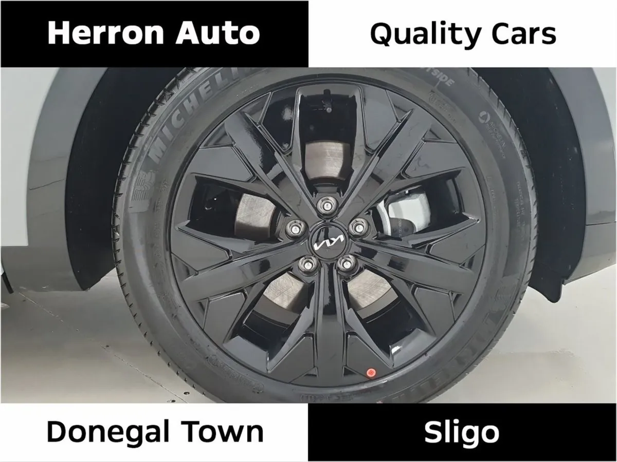 Kia Sportage Anniversary Edition Plug-in Hybrid - Image 4
