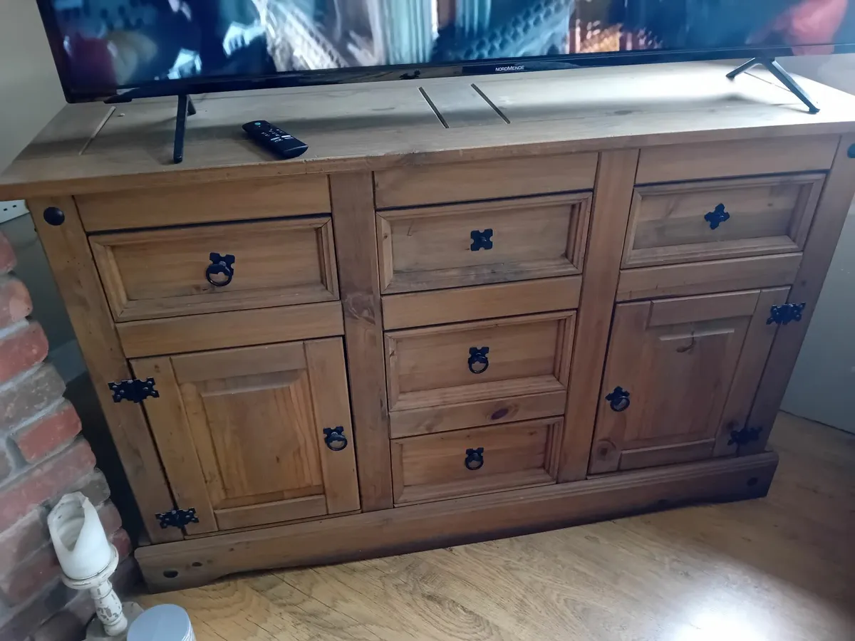 Mexican pine furniture set - Image 1