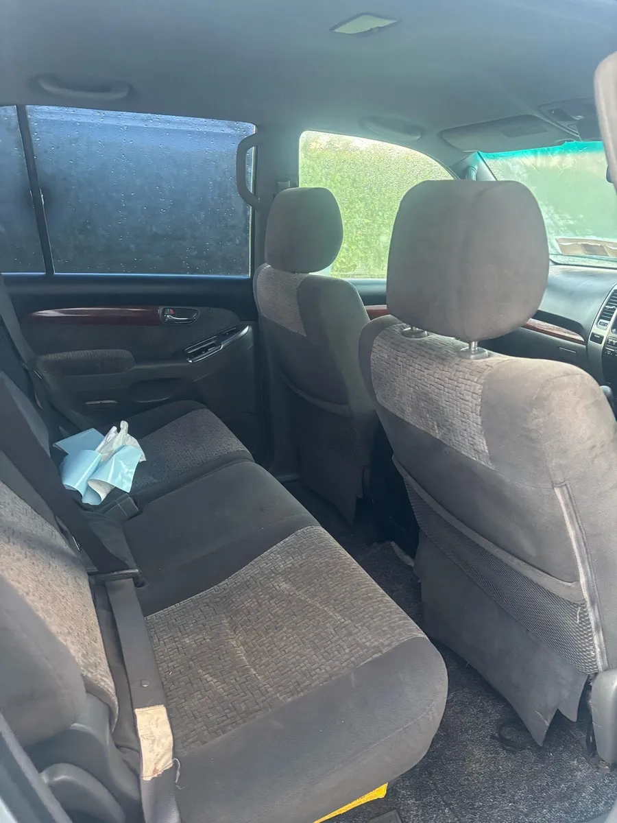 Toyota landcruiser - Image 4