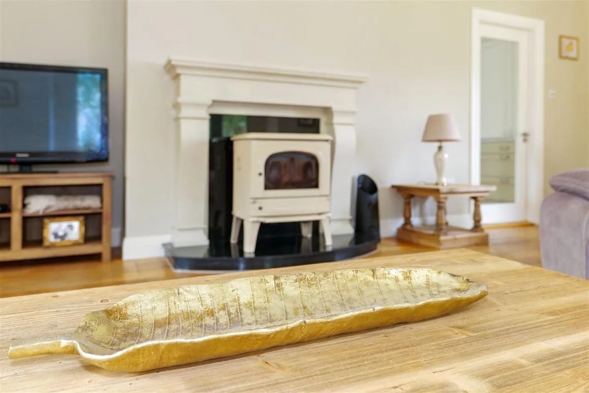 Large coffee table - Image 3