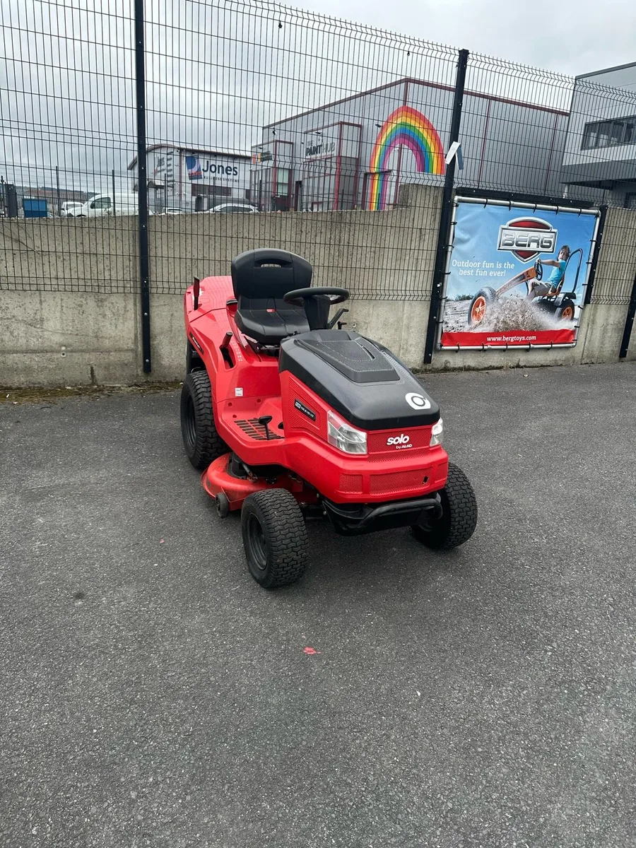 Solo T20 105.6HD-V2 ride on lawnmower - Image 2