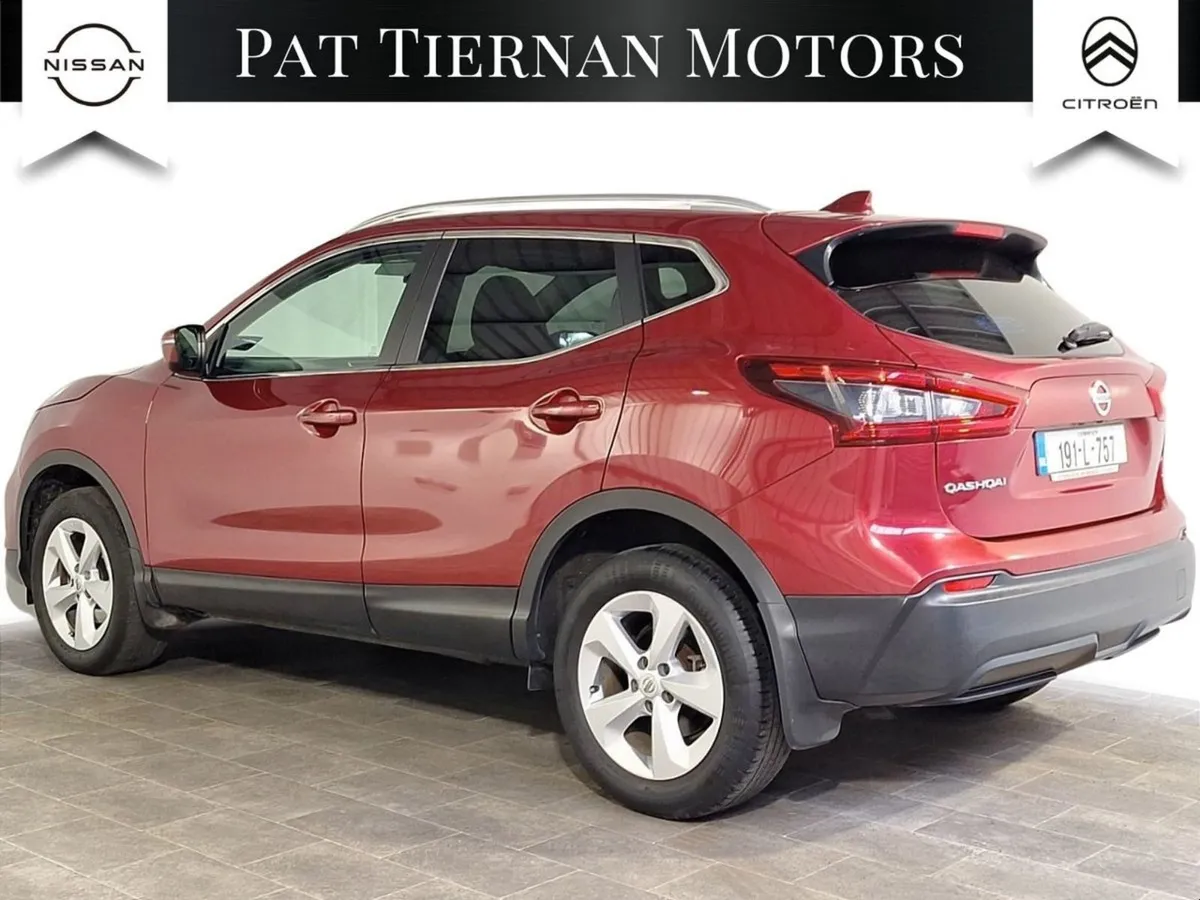 Nissan QASHQAI 1.2 PET SV - Image 2