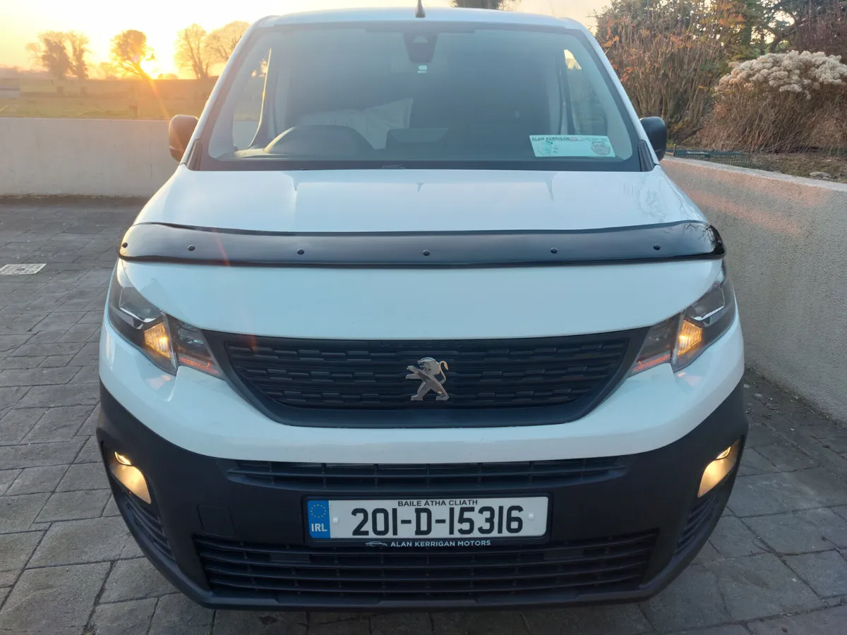 PEUGEOT PARTNER 2020' 1.6L / 100 BHP - Image 2