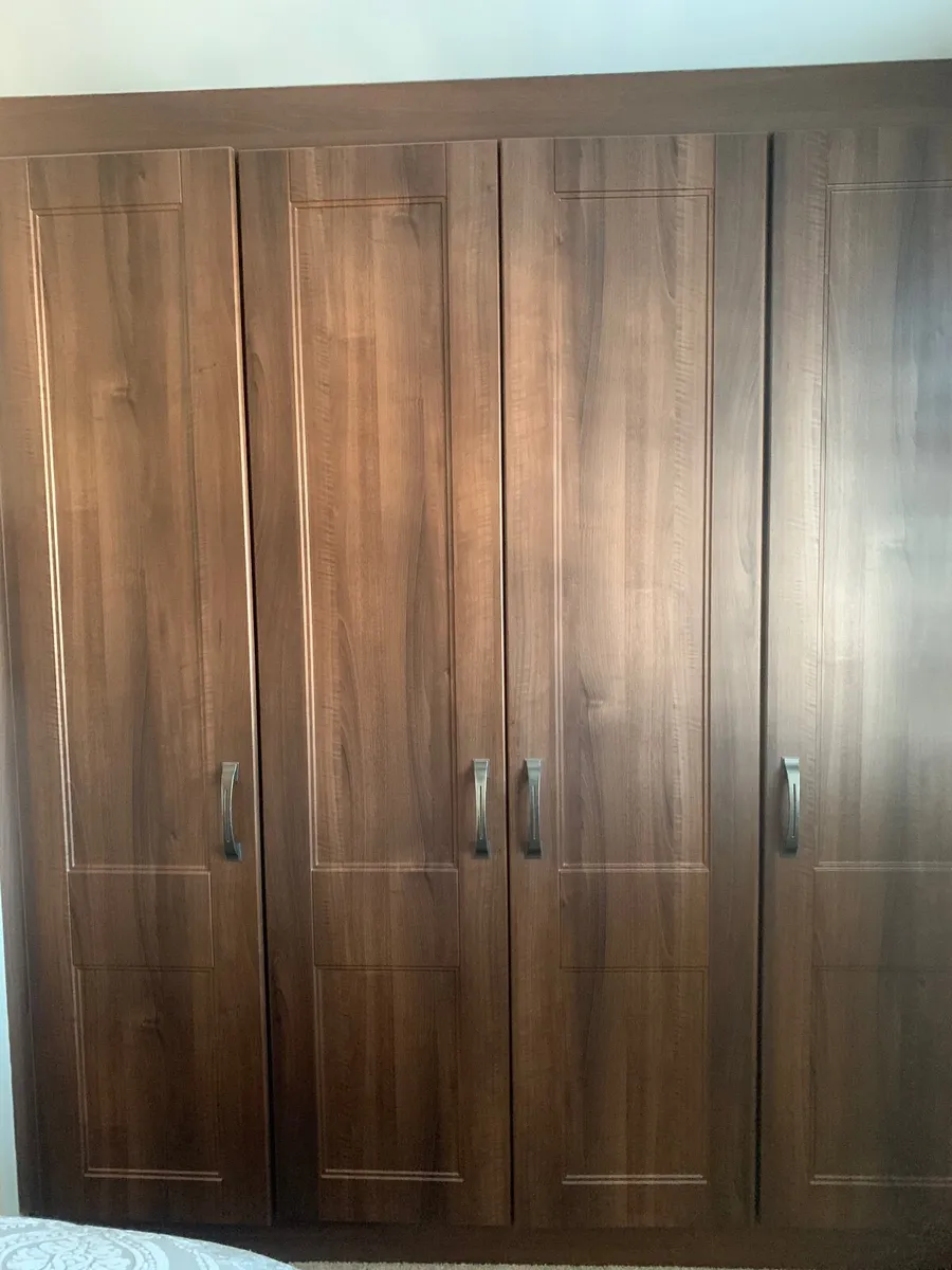 Wardrobe doors - Image 1