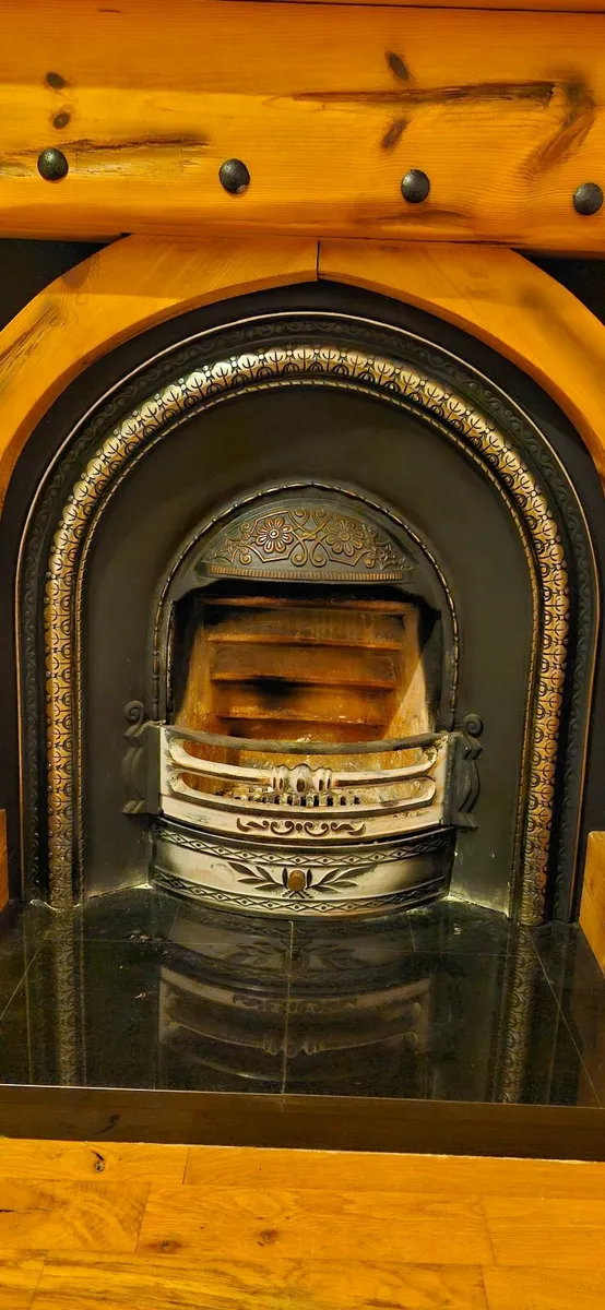 Fire place - Image 4