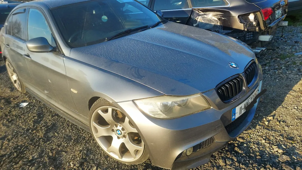 2011 bmw 318d  m sport - Image 1