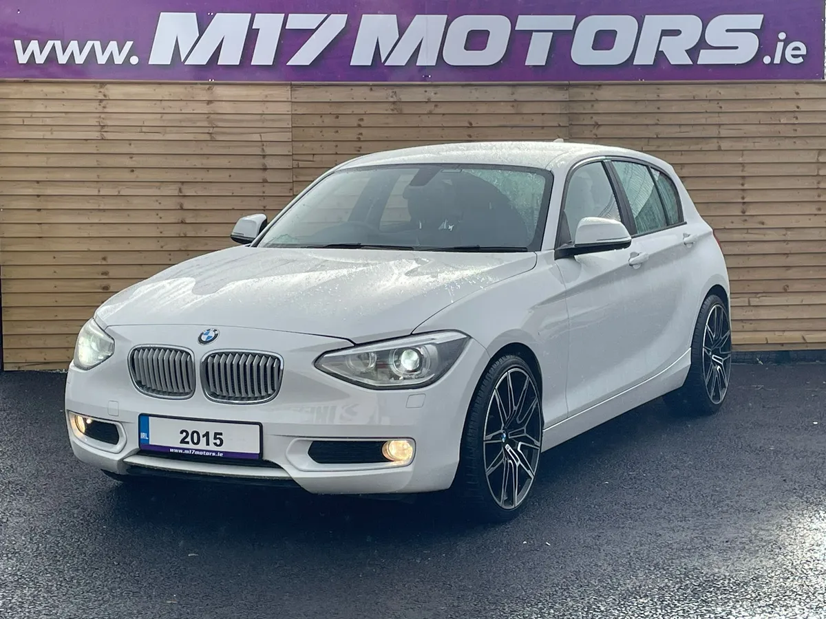 BMW 116i AUTO LOW KMS - Image 1