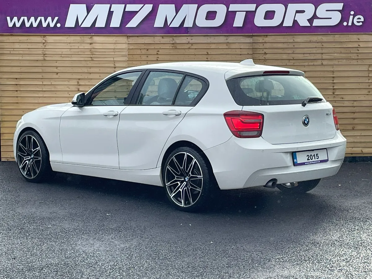 BMW 116i AUTO LOW KMS - Image 4