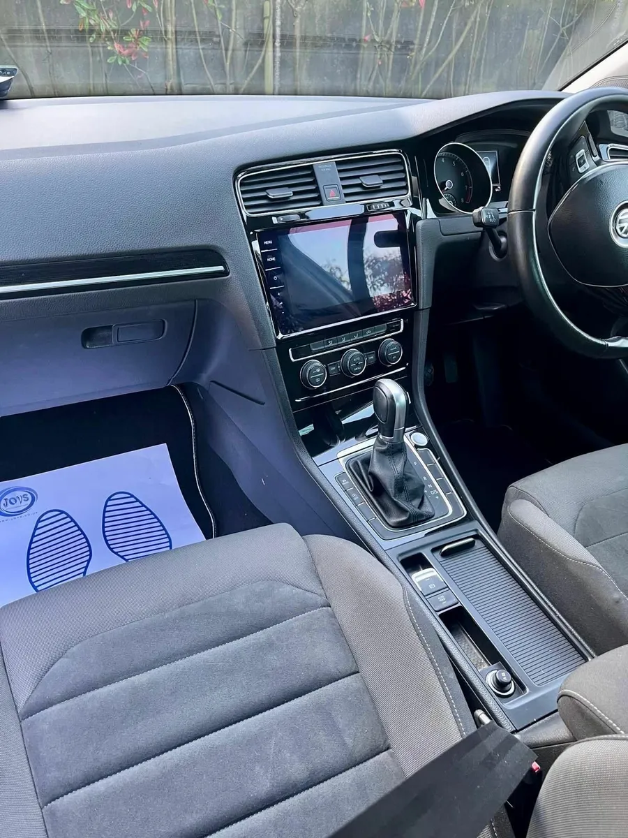Volkswagen AUTOMATIC Golf HIGHLINE 2017 - Image 3