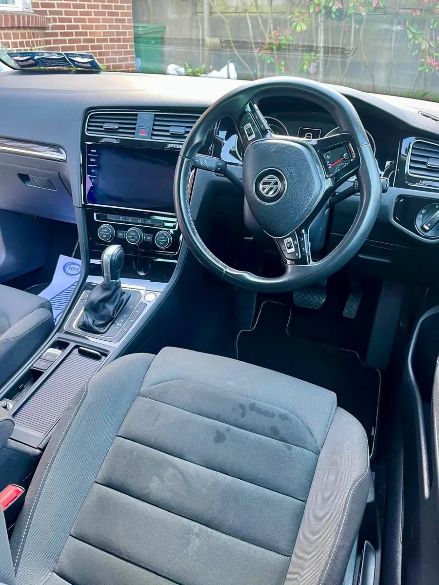Volkswagen AUTOMATIC Golf HIGHLINE 2017 - Image 4