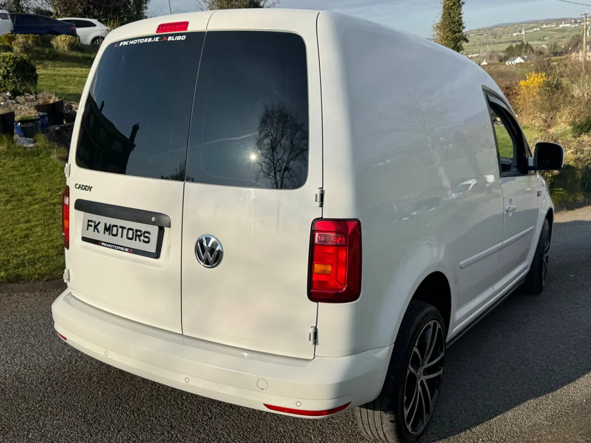 Volkswagen Caddy 2019 - Image 2