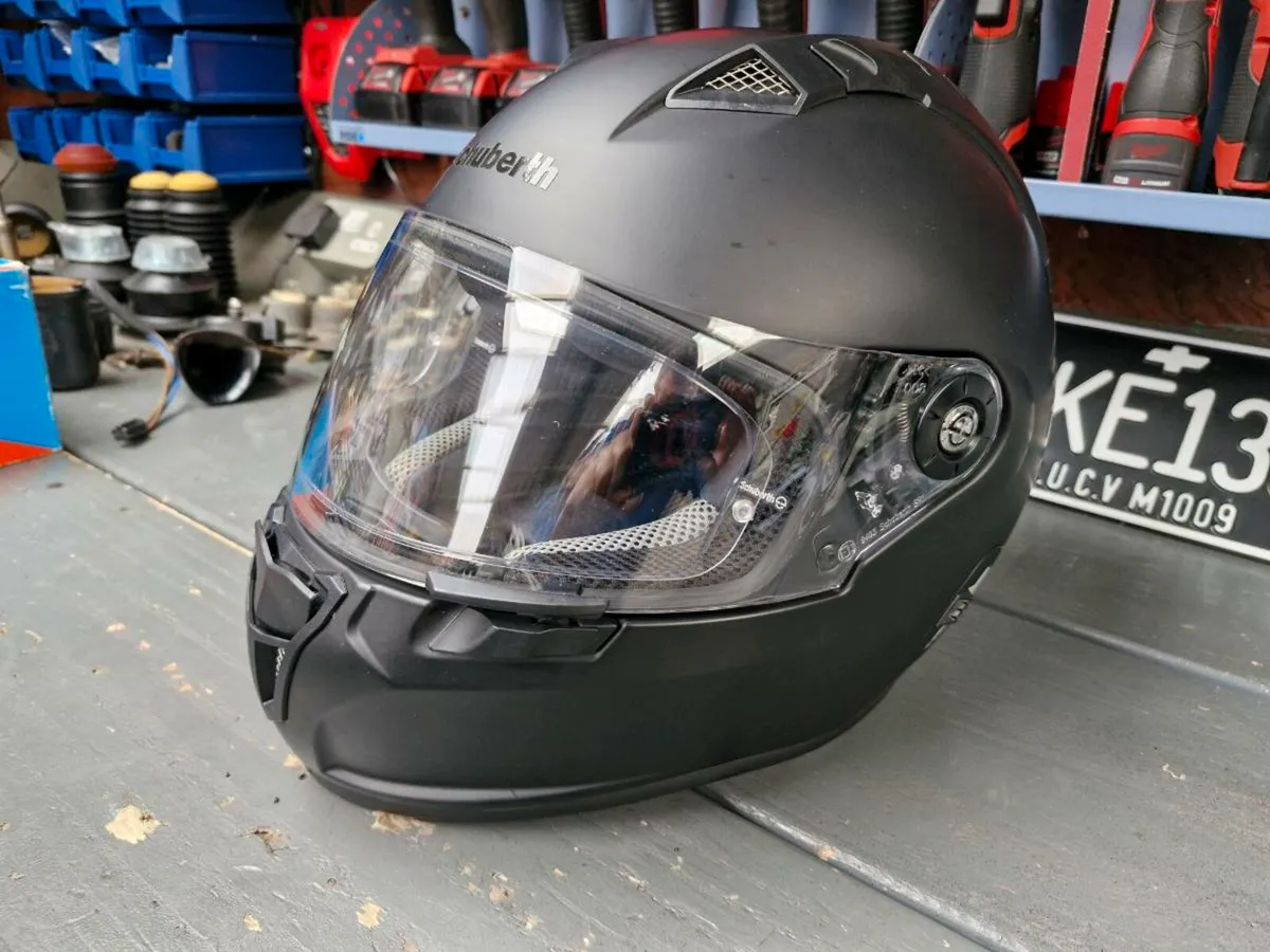 Schuberth SR1 Helmet - Image 1